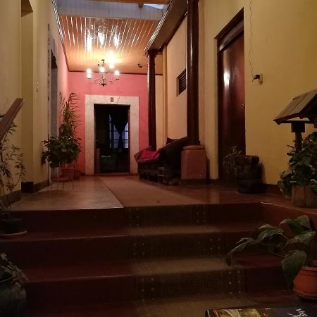 Hotel Casa Кесальтенанго Экстерьер фото
